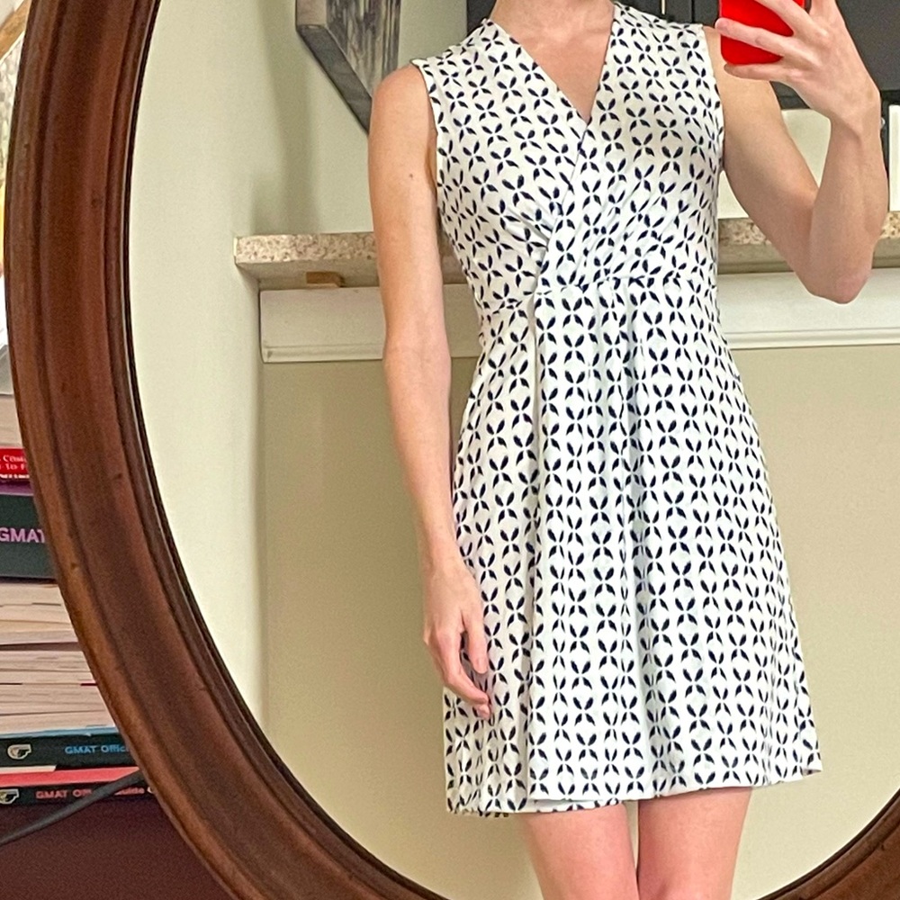 Banana Republic XXS dress, never been worn (other than trying it on here 😊)